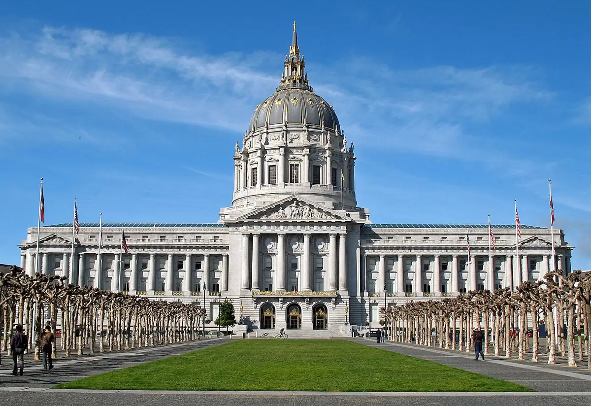 Domed San Francisco City Hall seen across Civic Center Plaza